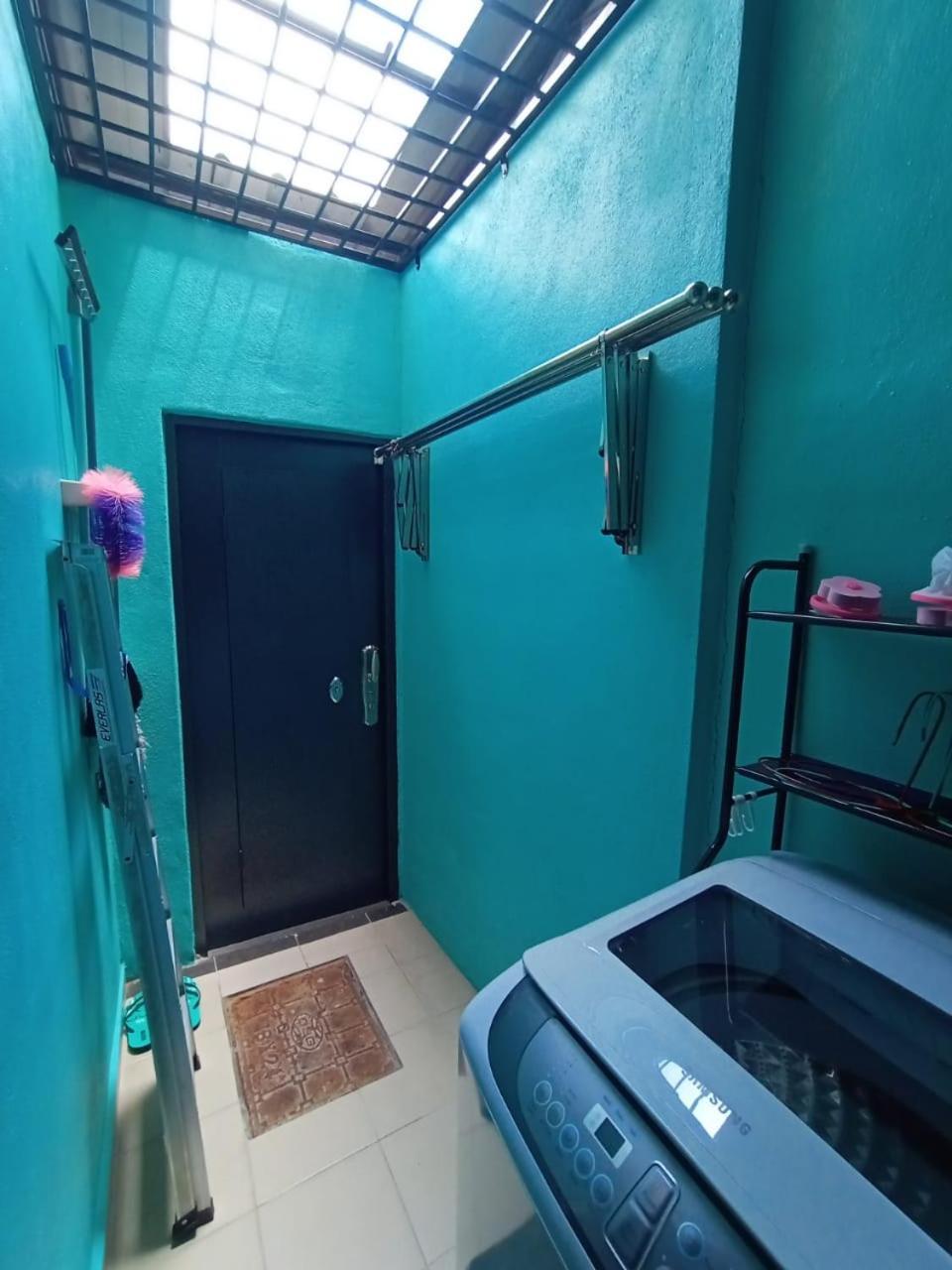 The Handz House II With Wifi - For Family Or Same Gender Only Кепала Батас Екстериор снимка